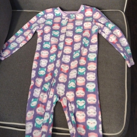 Child of mine by Carter's Onesie Pajama size 24M. - Picture 2 of 8